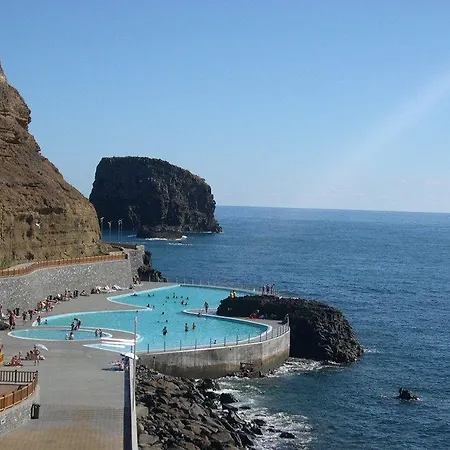Costa Linda