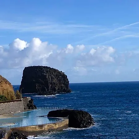 Costa Linda